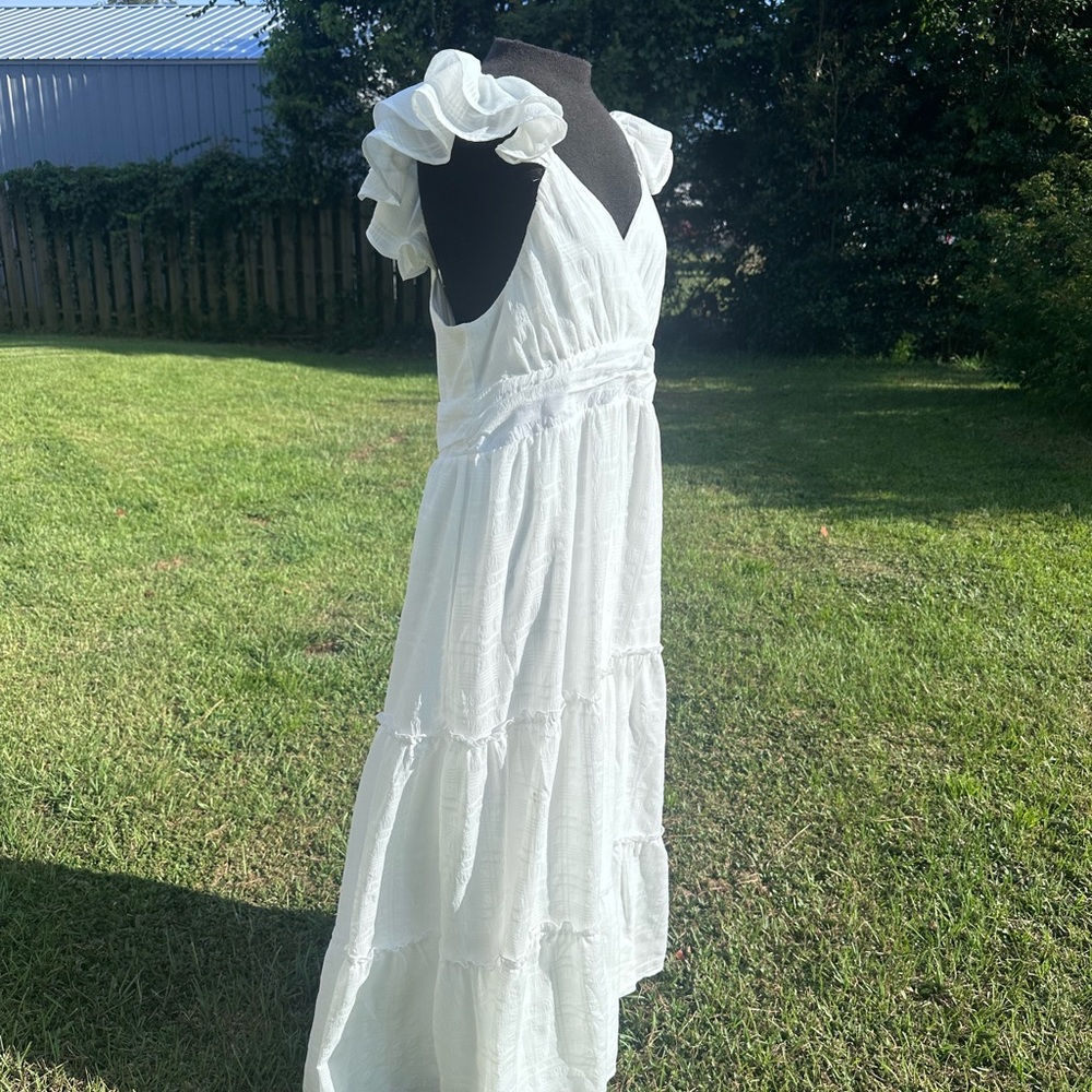 White Maxi Dress - Picture 2 of 3